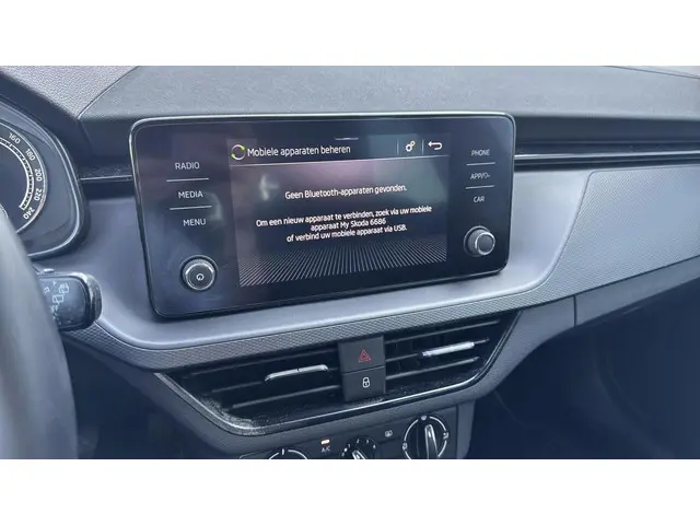 Škoda Kamiq 1.0 TSI Ambition 2022 Benzine 24