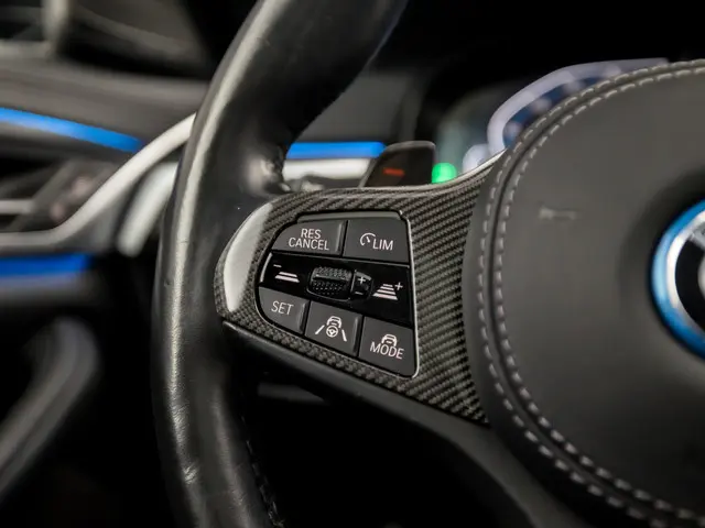 BMW 5 Serie 545e xDrive M Sport 2023 Hybride Benzine 27