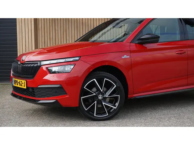 Škoda Kamiq 1.0 TSI 116pk DSG Monte Carlo 2021 Benzine 44