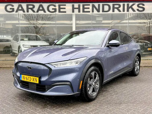Ford Mustang Mach-E RWD 75 kWh 2021 Elektrisch