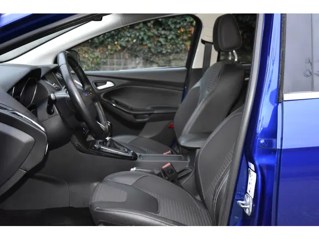 Ford Focus 1.0 First Edition 2015 Benzine 7