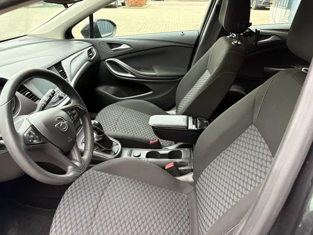 Opel Astra 1.4 2016 Benzine 12