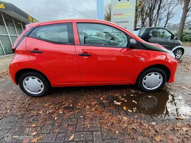 Toyota Aygo 1.0 VVT-i x Incl nieuwe APK 2019 Benzine 4