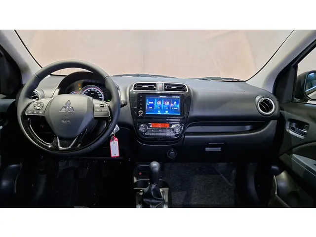 Mitsubishi Space Star 1.2 Dynamic 2025 Benzine 9
