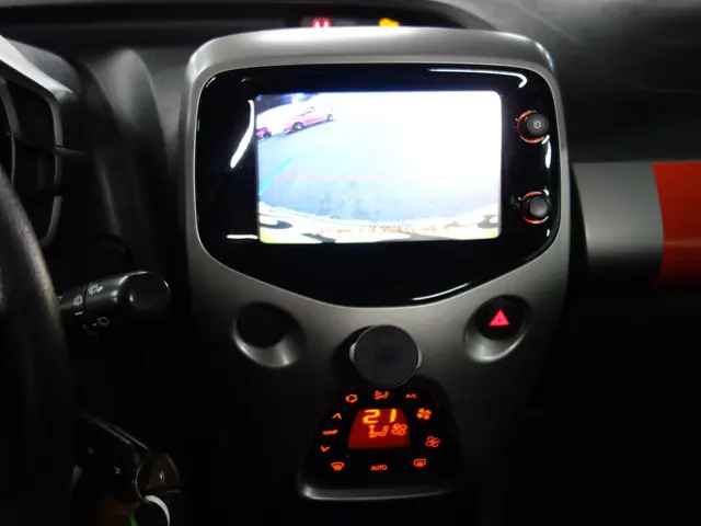 Citroën C1 1.2 e-VTi Airscape Shine 2016 Benzine 23