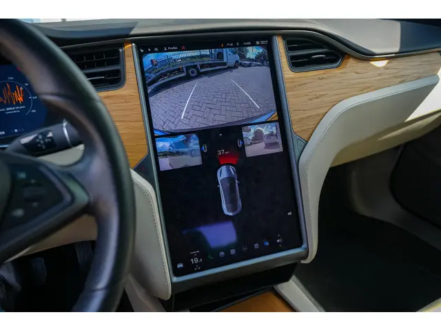 Tesla Model S Long Range 2020 Elektrisch 17