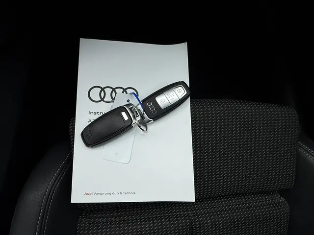 Audi A3 Limousine 30 TFSI S edition 2022 Benzine 21