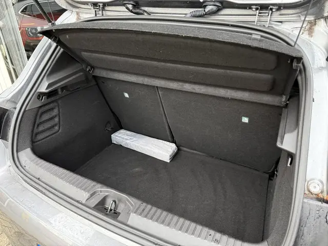 Renault Clio 1.0 TCe 90 Techno 2022 Benzine 25