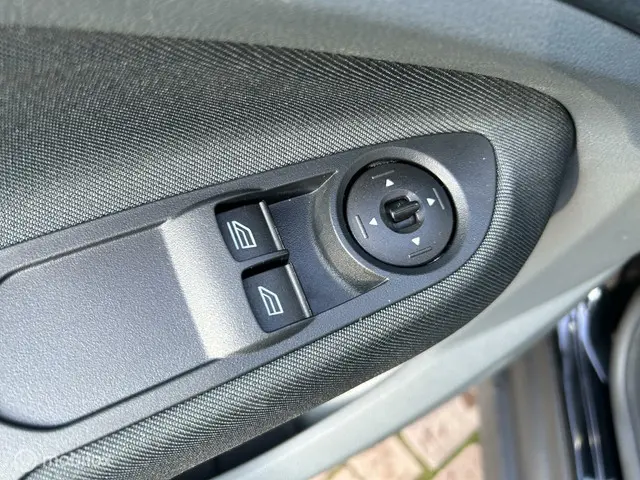 Ford C-MAX 1.0 Ambiente * AIRCO * TREKHAAK 2013 Benzine 14