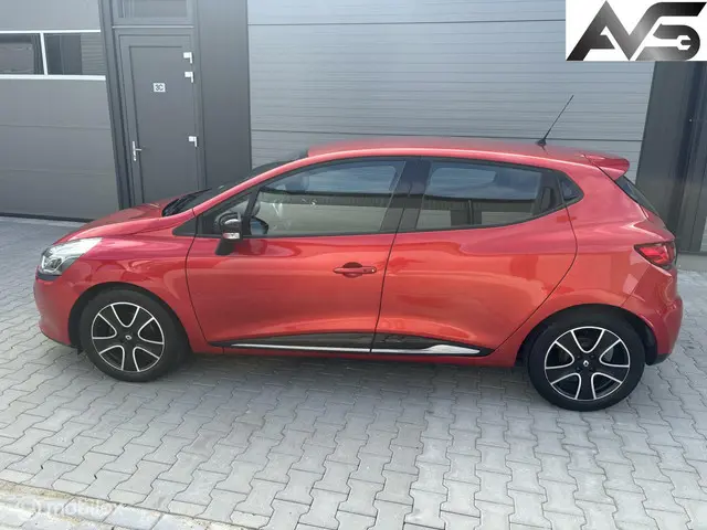 Renault Clio 0.9 TCe Expression 2014 Benzine 2
