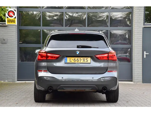 BMW X1 xDrive25i 2016 Benzine 5