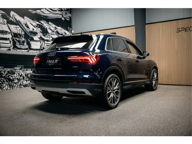 Audi Q3 40 TFSI quattro S Line Pro Line S 2019 Benzine 8