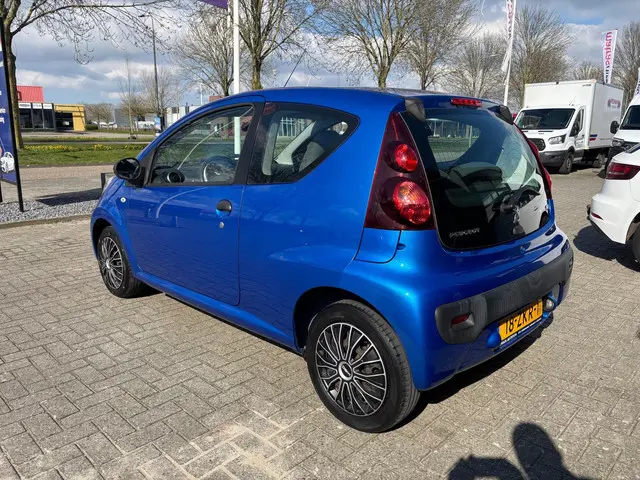 Peugeot 107 1.0 Access Accent 2012 Benzine 6