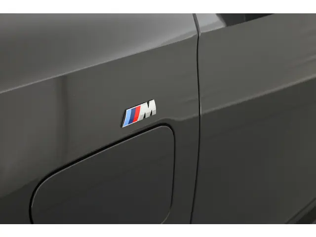 BMW 7 Serie 750e xDrive M Sport 2023 Hybride Benzine 46