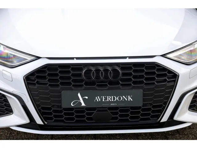 Audi A3 Limousine 35 TFSI 3x S-Line 150PK 2023 Benzine 17