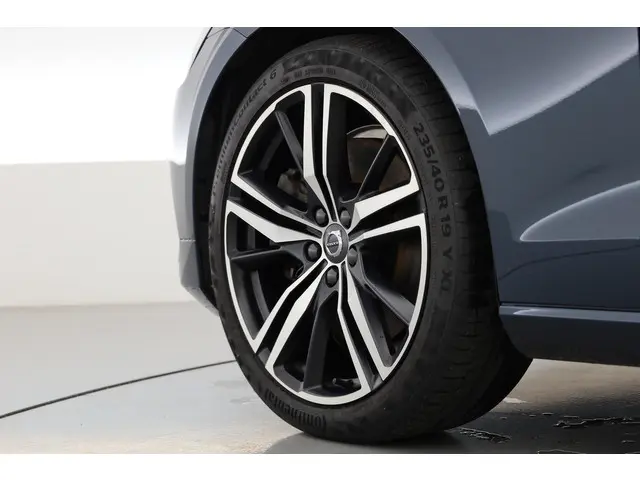 Volvo V60 2.0 T8 Inscription 2022 Hybride Benzine 38