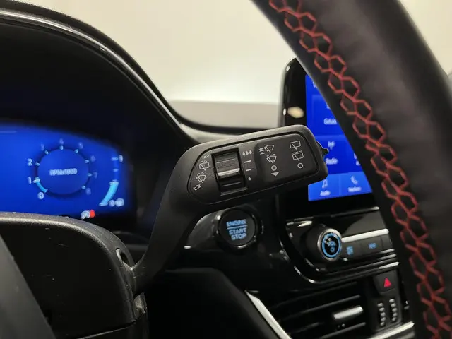 Ford Puma 1.0 EcoBoost Hybrid ST-Line X 2023 Benzine 41