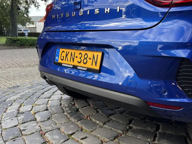 Mitsubishi Colt 1.0T Intense 2024 Benzine 30