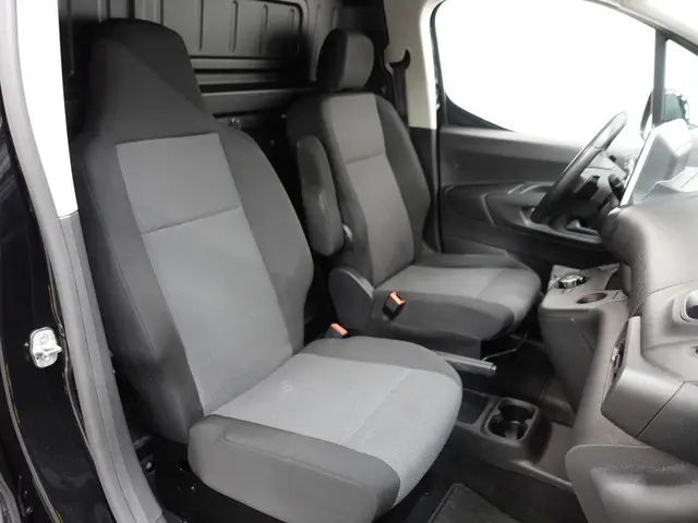 Opel Combo 1.5D L1H1 Edition 2021 Diesel 26