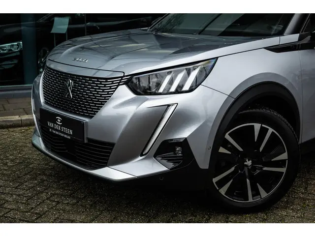 Peugeot e-2008 EV GT Première 50 kWh 2020 Elektrisch 11