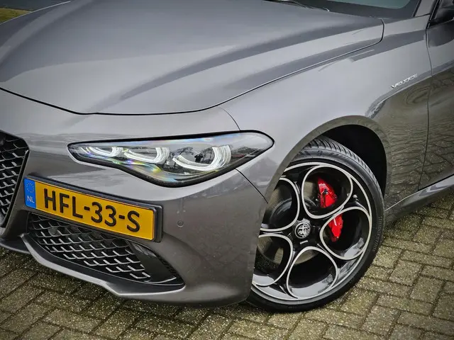 Alfa Romeo Giulia 2.0 T GME AWD Veloce 2024 Benzine 5