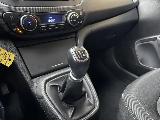 Hyundai i10 1.0i Premium 2019 Benzine 30