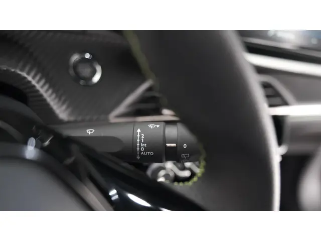 Peugeot 2008 PureTech 130 GT 2022 Benzine 27