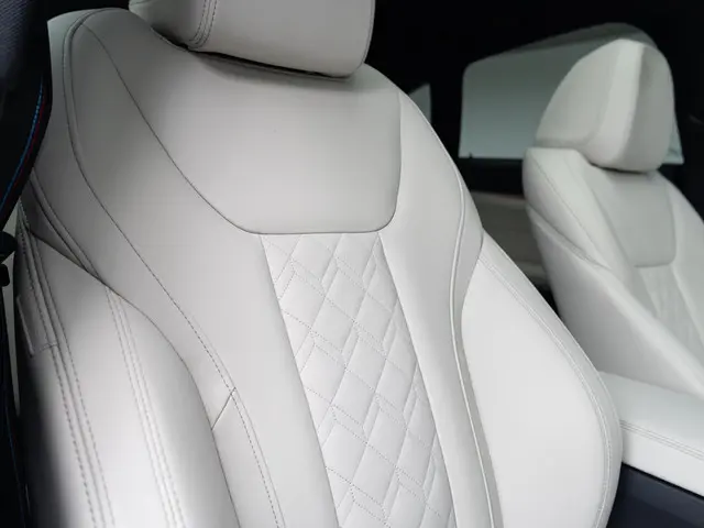 BMW i4 M50 2023 Elektrisch 12