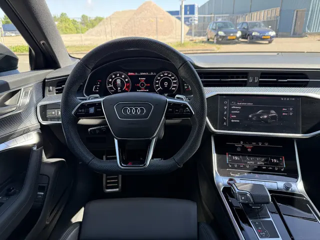 Audi RS6 A6 Avant TFSI quattro performance 2024 Benzine 29