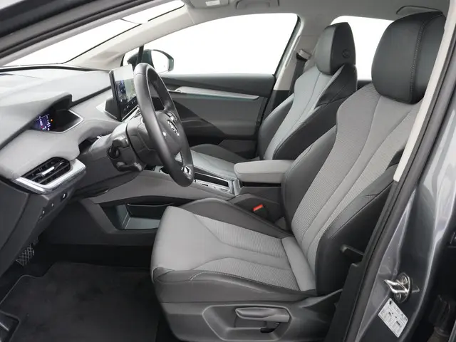 Škoda Enyaq iV 60 Private Edition 2023 Elektrisch 17