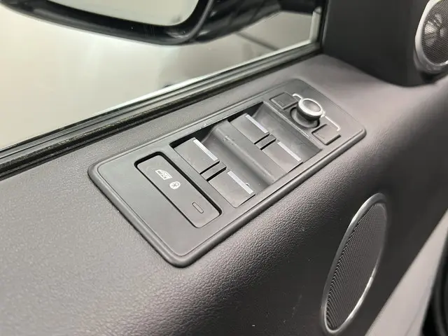 Land Rover Range Rover Sport 2.0 SD4 HSE 2018 Diesel 15