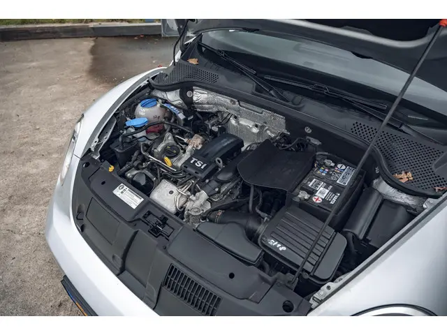 Volkswagen Beetle Cabriolet 1.2 TSI 2014 Benzine 33