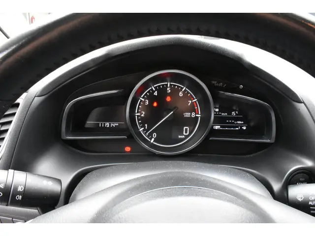 Mazda 3 2.0 SkyActiv-G 120 SkyLease+ 2017 Benzine 25