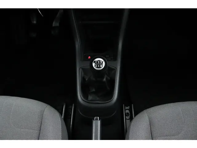 Volkswagen up! 1.0 cheer up! BlueMotion 2013 Benzine 26