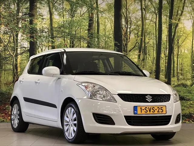Suzuki Swift 1.2 Bandit EASSS 2013 Benzine 3