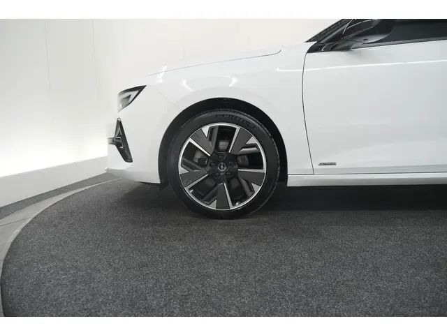 Opel Astra Electric 54 kWh GS Ultimate 2023 Elektrisch 21