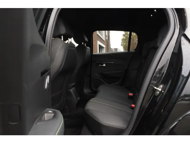 Peugeot 208 1.2 PureTech GT-Line 2020 Benzine 8