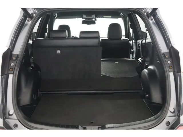 Toyota RAV4 2.5 Hybrid Style 2016 Hybride Benzine 24