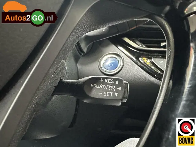 Toyota C-HR 1.8 Hybrid Executive 2018 Hybride Benzine 14