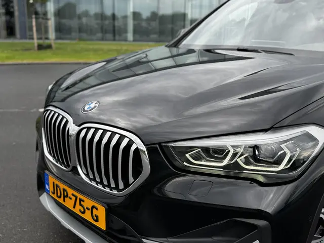 BMW X1 xDrive25e 2021 Hybride Benzine 23
