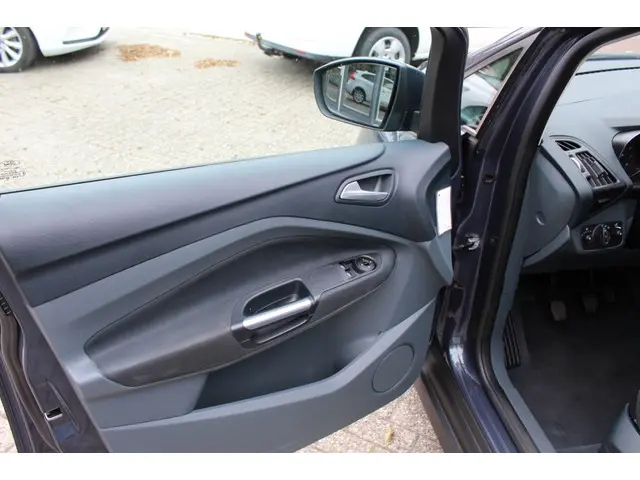 Ford C-MAX 1.0 Lease Tit. 2014 Benzine 11