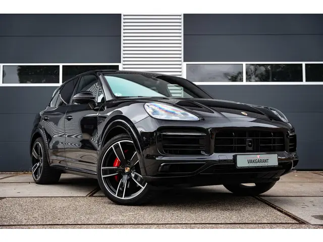 Porsche Cayenne 3.0 E-Hybrid 2023 Hybride Benzine 8