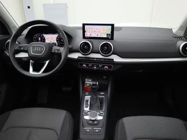 Audi Q2 35 TFSI/150PK S Line 2022 Benzine 4