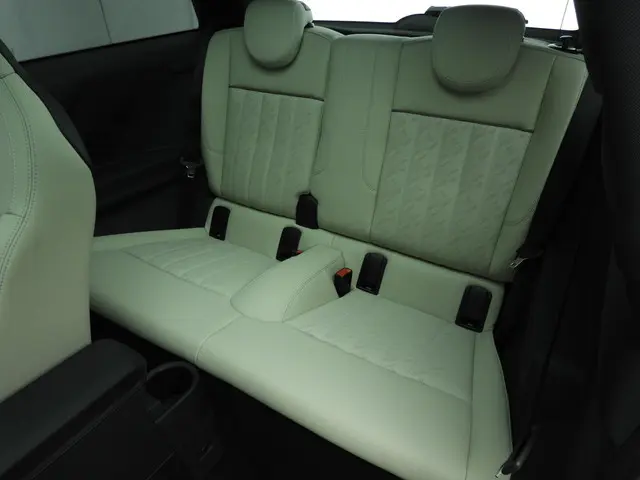 MINI 3-Deurs Cooper C 2025 Benzine 8