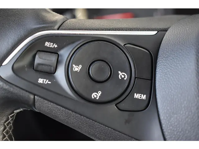 Opel Crossland X 1.2 Turbo Edition 2020 2021 Benzine 17