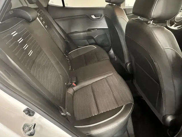 Kia Stonic 1.0 T-GDi MHEV GT-Line 2023 Benzine 16