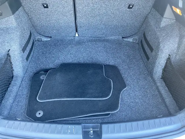 SEAT Ibiza ST 1.0 EcoTSI Style Connect 2016 Benzine 28