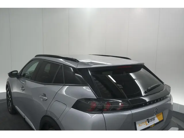 Peugeot e-2008 EV Allure 50 kWh 2021 Elektrisch 21