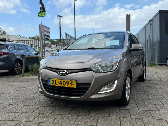 Hyundai i20 1.2i i-Motion |LED |BLUETOOTH 2013 Benzine 5