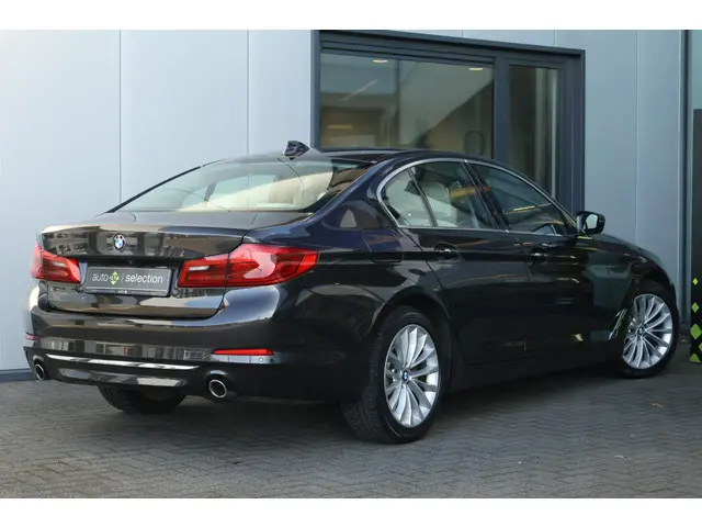 BMW 5 Serie 520d High Executive 2017 Diesel 36
